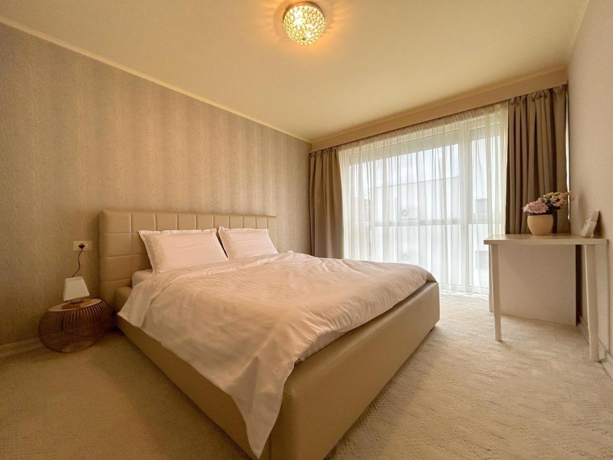 Thea Apartment Timişoara Buitenkant foto
